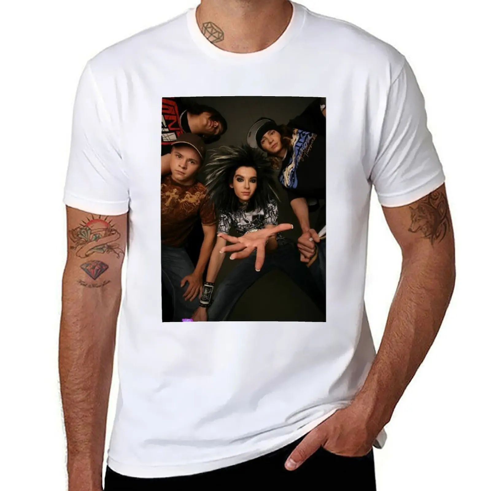 

hotel Tokio T-Shirt Stylish Print Short Sleeve Tee