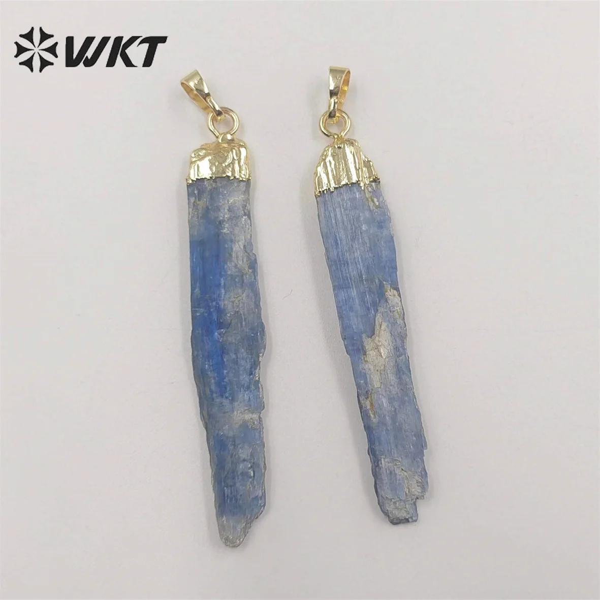 

WT-P500 Wholesale Natural Raw Stone Pendants With Gold Electroplated Blue Kyanite Genuine Jewelry Finding