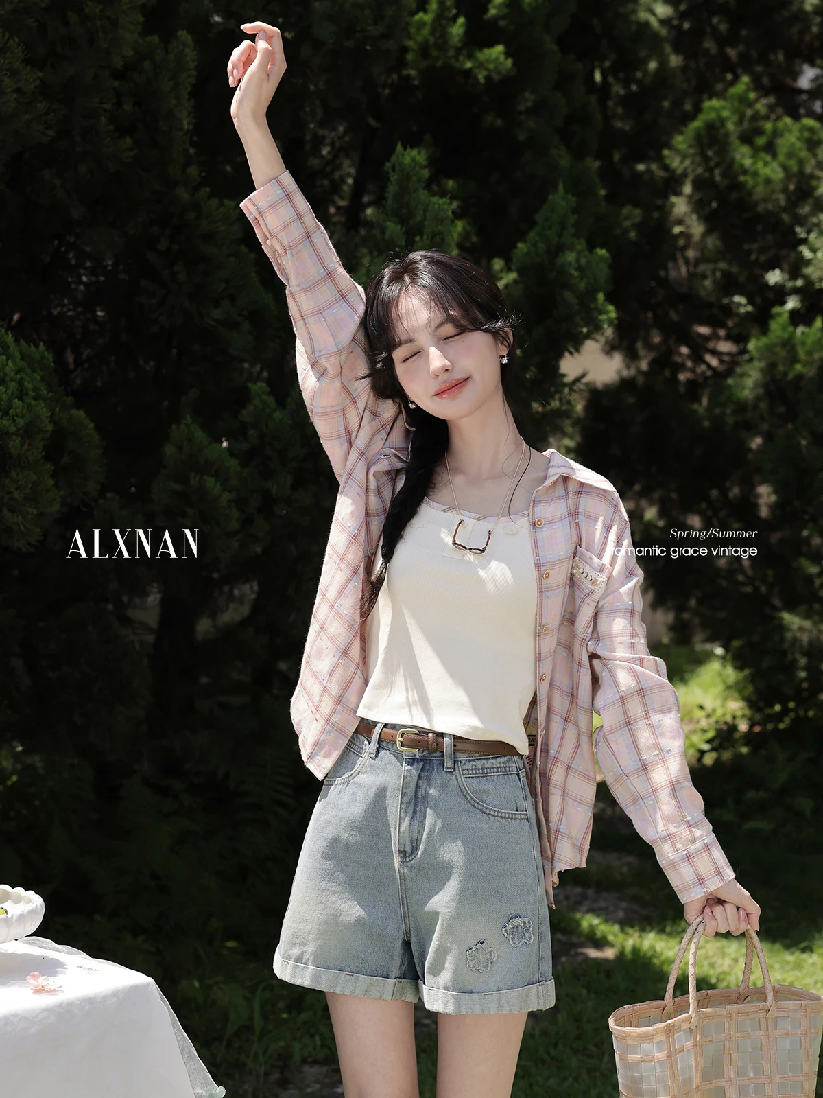 

ALXNAN Women's Pink Plaid Shirt Casual Elegant Loose-fit Long Sleeve Sun Protection Blouses 2025 Summer Office Lady Tops L55979