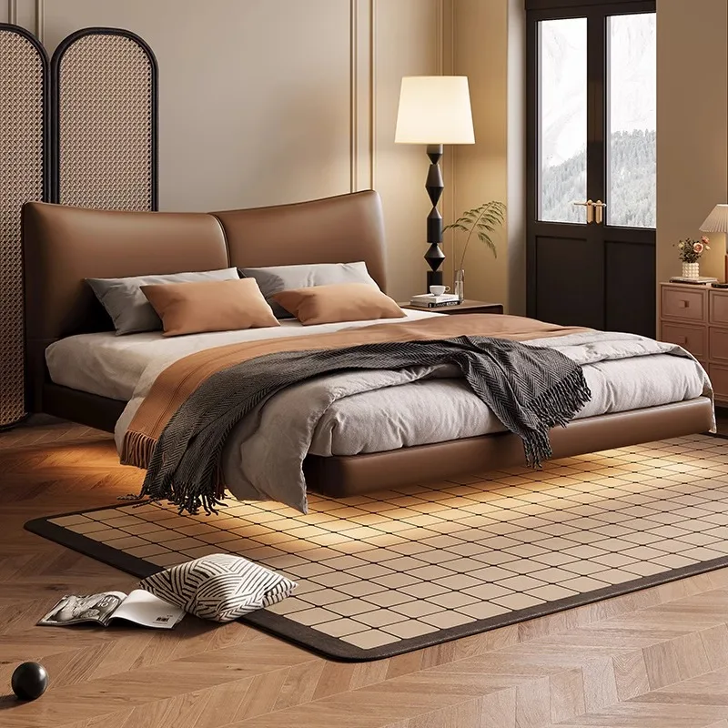 Modern Italian Minimalist Double Bed in Soft Style Light Luxury Up-Holstered with Wooden Frame for Small Apartments