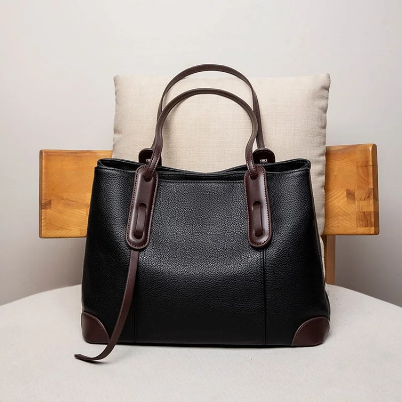 

Women Elegant Handbag With Shoulder Strap Made From Genuine Leather For A Luxury Fashion Statement