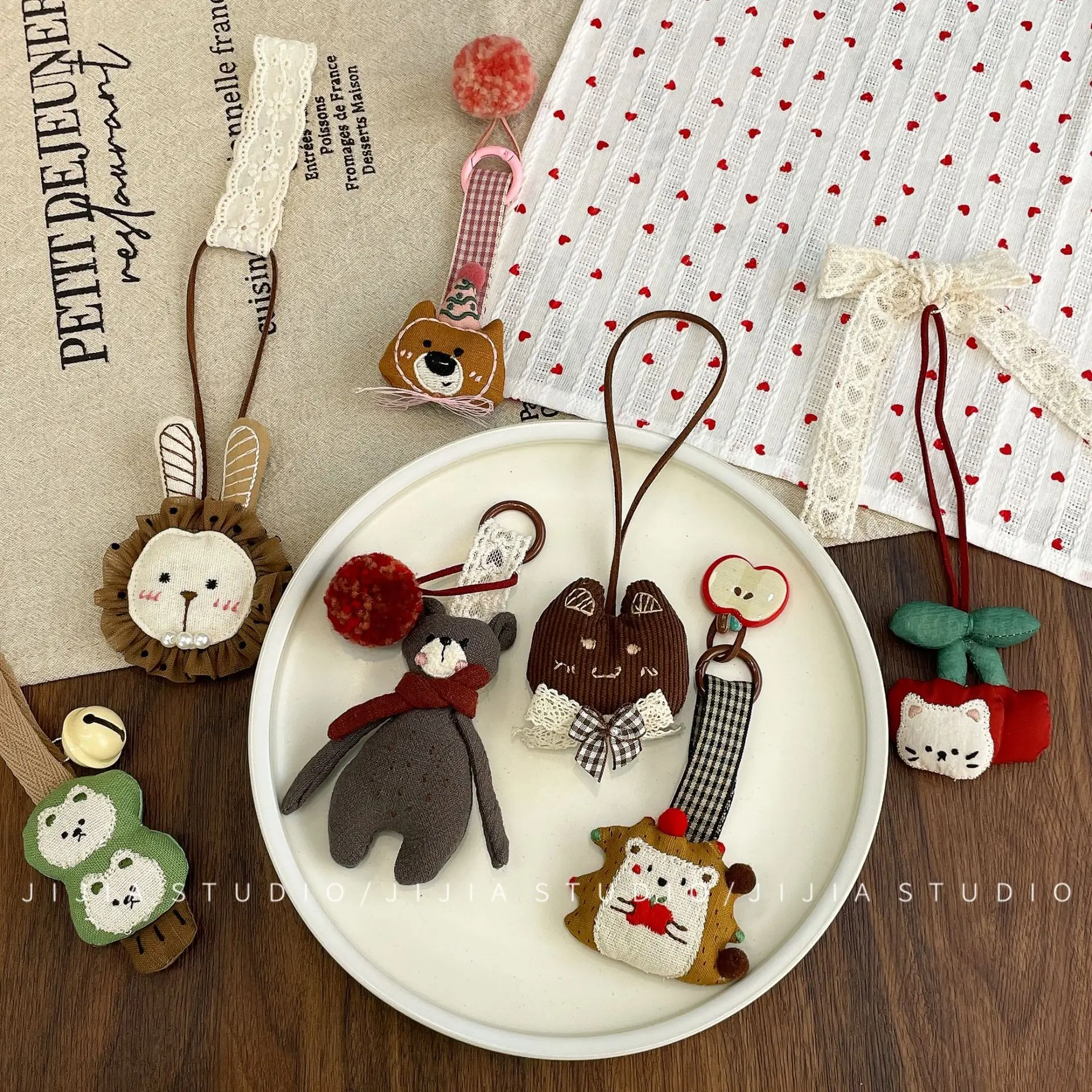 korean-new-cute-cartoon-bear-pendant-soft-cute-three-dimensional-fabric-small-animal-keychain-bag-pendant-accessories