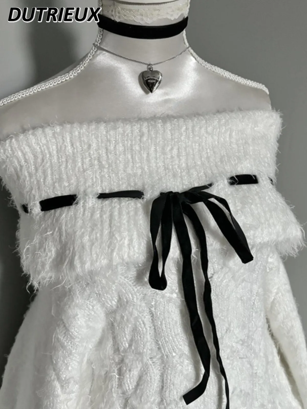 Sweet Girl Original White Lantern Long-sleeved Off-shoulder Sweater Women's Autumn and Winter Niche Design Bow Tie-up Pullover