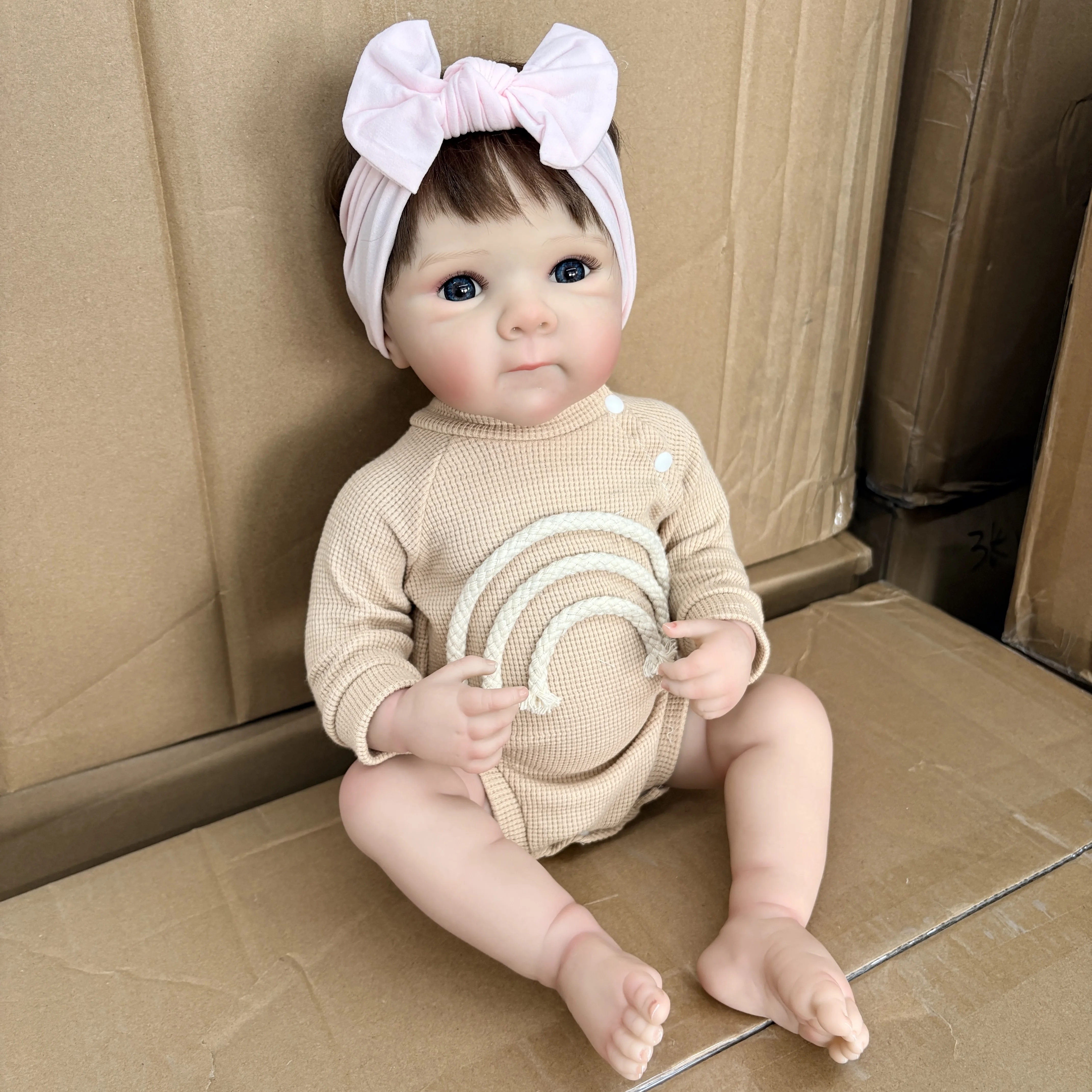 NPK 18' Realistisch Aussehende Vollvinyl-Fertigpuppe Reborn Bettie Kuscheliges Baby Mehrschichtige Bemalung 3D-Haut Venen-Details