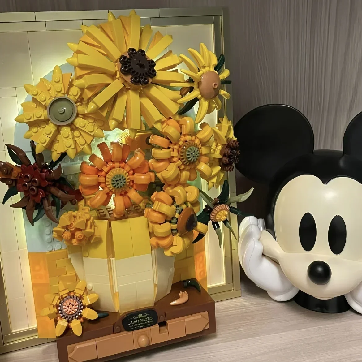 Van Gogh Sunflower Photo Frame with Light Building Blocks Classic Art Picture Model Bricks MOC Toys for Children Gifts Home Deco