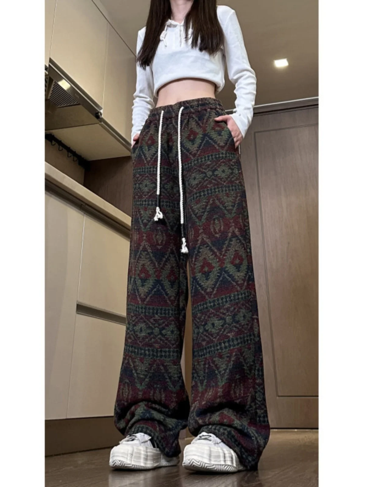 

Мужские вязаные брюки в американском винтажном стиле, прямые, широкие, повседневные, осенние, с этническим декором в виде кисточек