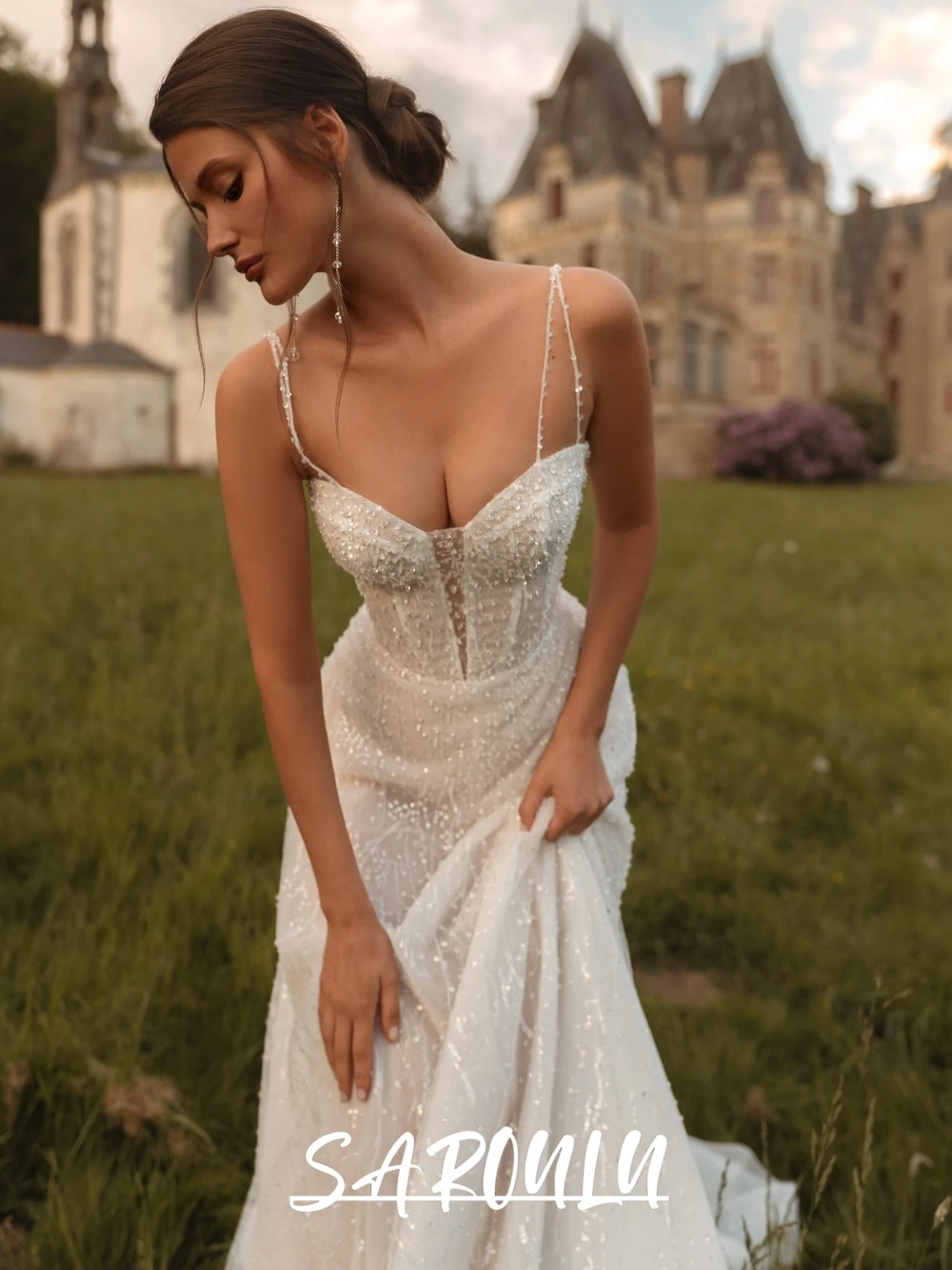 

2026 Dazzling A Line Lawn Wedding Dress With Thin Straps Customized Bridal Gown Zipper Back Beaded Romantic Bride Wear