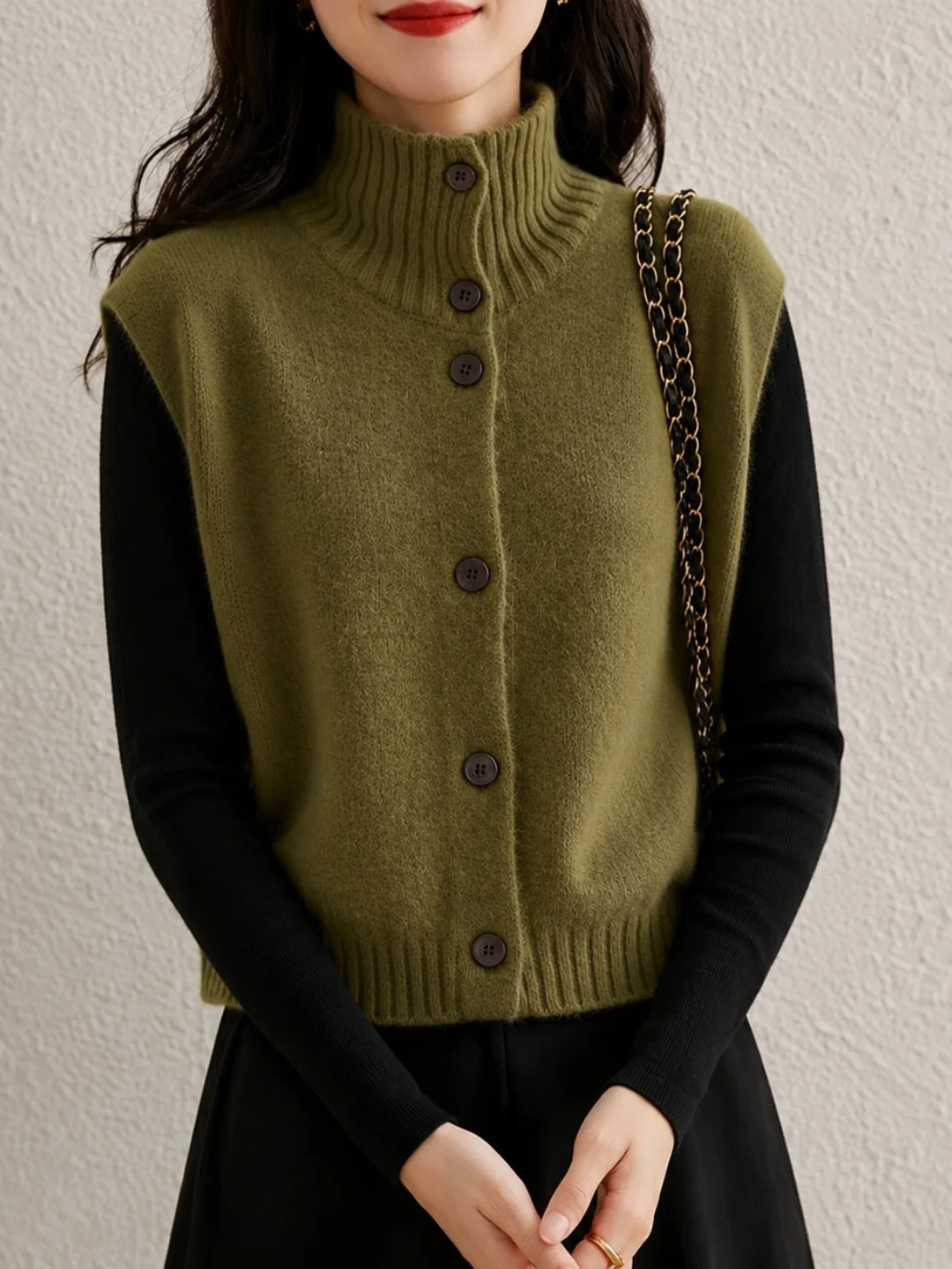 European Design Knitted Vest Single Button Commuter Style New Arrival Versatile High-End Vest Autumn 2026 Fashion Trend