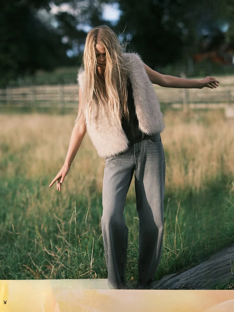 

High Waist Wide Leg Straight Cut Retro Denim Jeans Women's Casual Fit H&M Long Trousers Summer Collection