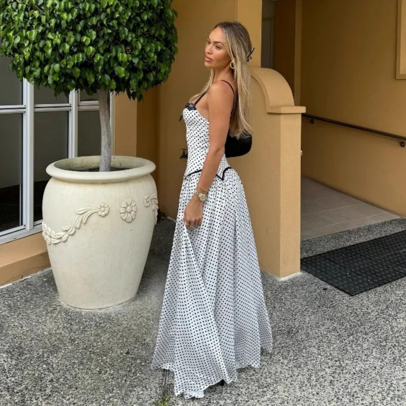 2025年夏 フレンチスイートスタイル バックレスストラップ ホワイトポルカドットワンピース レディースファッション