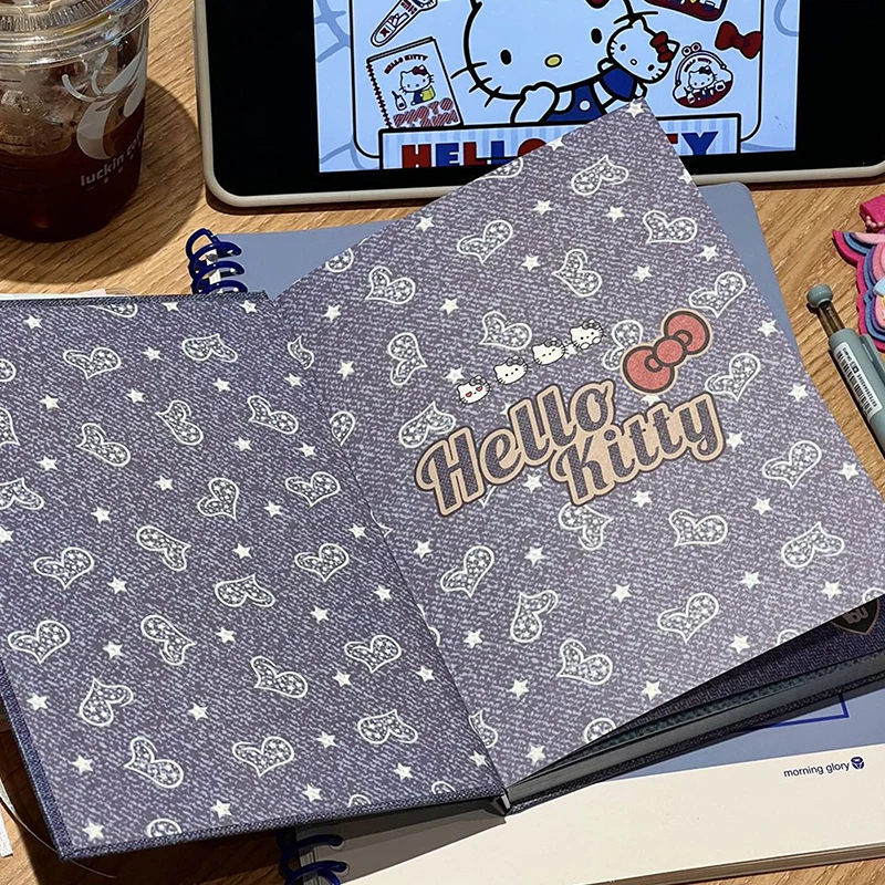 Leuke Hello Kitty A5 Hardshell Notebook Verdikte kleur Innerlijke handboek Cowboy KT Cat Notebook