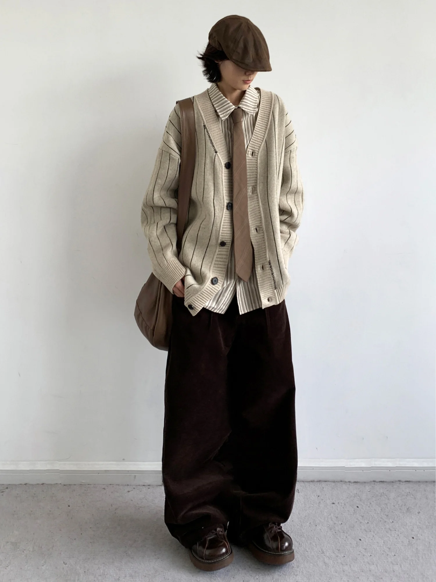 سترة محبوكة كلاسيكية طويلة Sve مخططة للكلية Sle ex سترة مفتوحة معطف فوقي للرجال والنساء في الخريف والشتاء