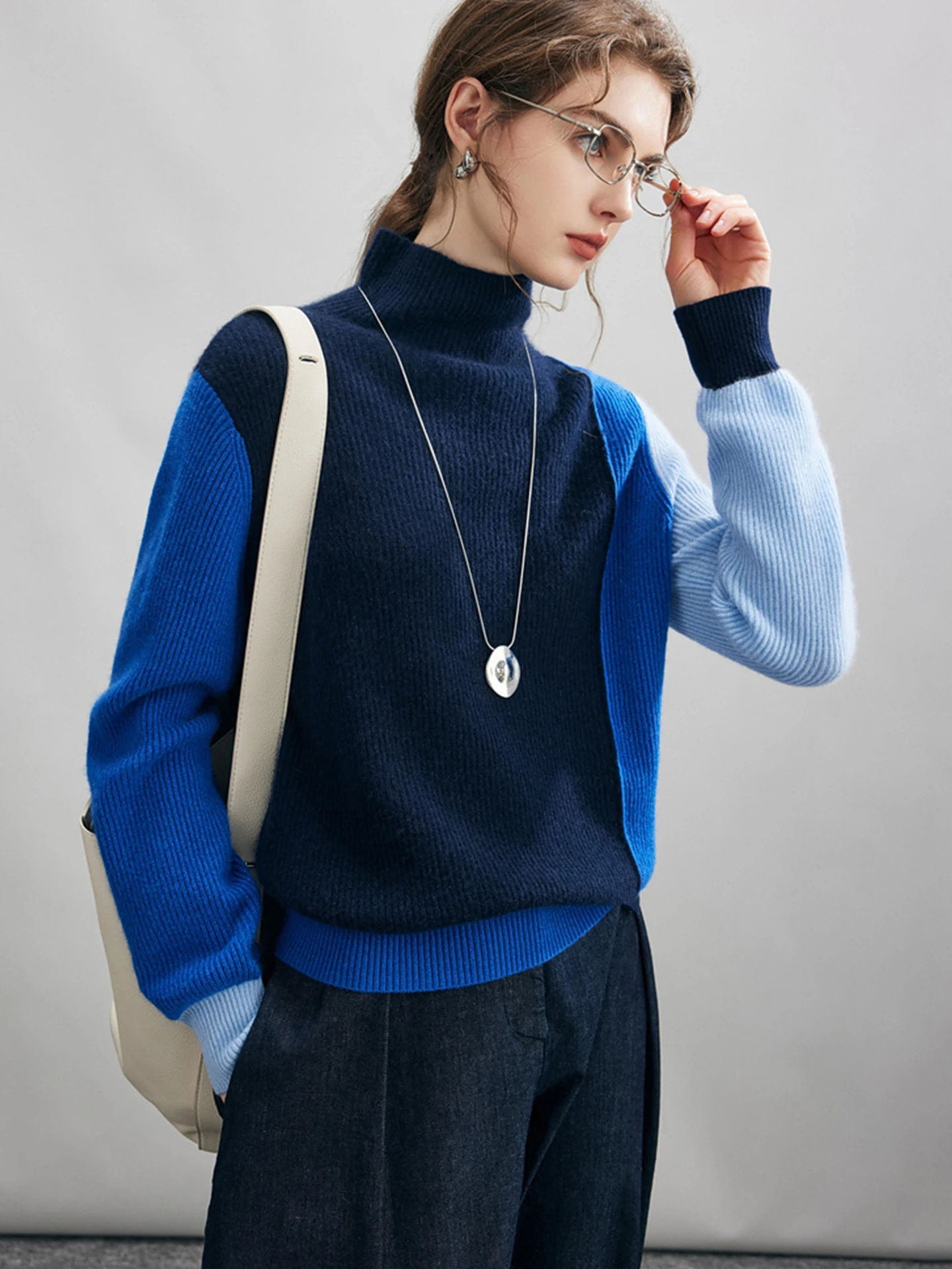 

Comfortable Long Sve Camere Sweater Color Blo Korean Sle Design Winter Faionable Knitted Top Anti-Aging Upperwear