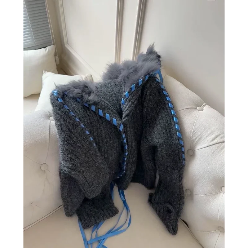 Cardigan lavorato a maglia con colletto dal design retrò autunno e inverno Top nuovo maglione lavorato a maglia con collo in pelliccia Top casual alla moda