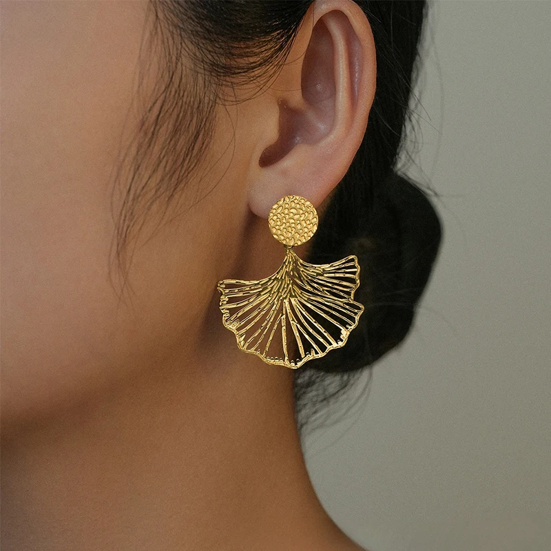 PRISCA | Women Stainless Steel Gingko Earrings. Vintage Metal Stud. Gold Charm Accessories.1Pair.Designer Gifts. New