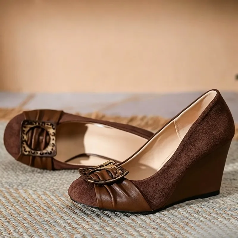 Retro Pleated Leather Spliced Suede Women's Wedge Sandals Hollow Square Buckle Detail Mary Janes Round Toe Brand Designer Shoes