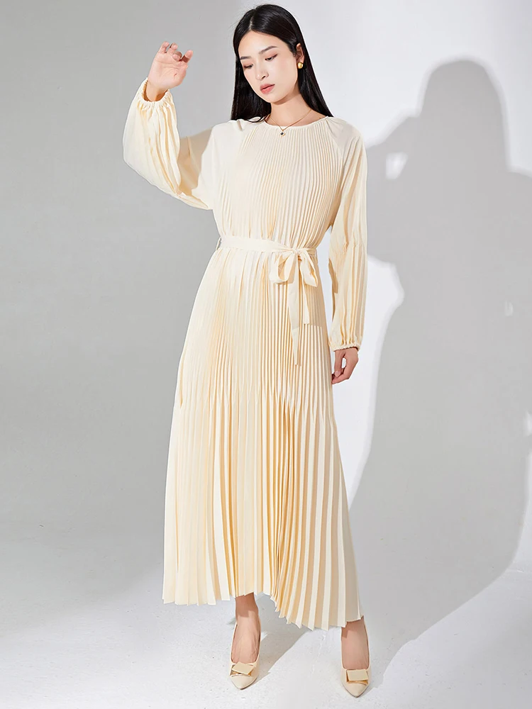 LANMREM Fashion Pleated Dress Women\'s Round Neck Long Sleeves Solid Color Loose Big Dresses With Belt Festival Clothing 2DA2218