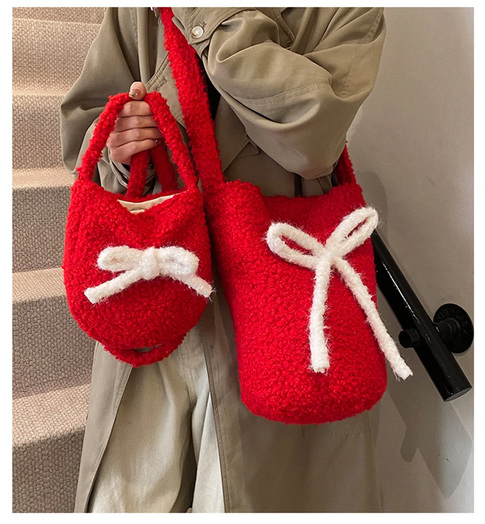 レッドプラッシュボウクリスマスカラーマッチングレディース2026新作シングルショルダーバッグ大容量バケットバッグクロスボディバッグ冬用