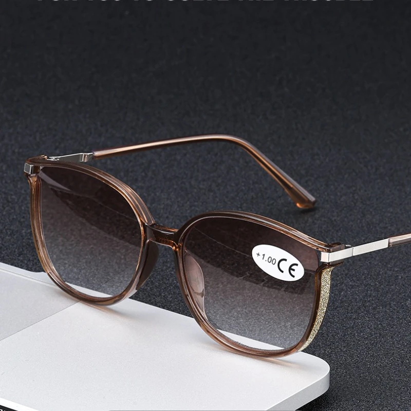Unisex Fashion Retro Full Frame Reading Glasses Blue Light Blocking High Definition Eye Protection Presbyopia Glasses To +4.0