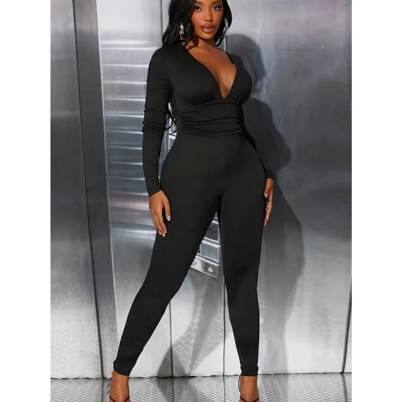 

Новый флисовый комбинезон с вышитыми карманами для Европы и Америки, подходит для весны, осени и зимы.