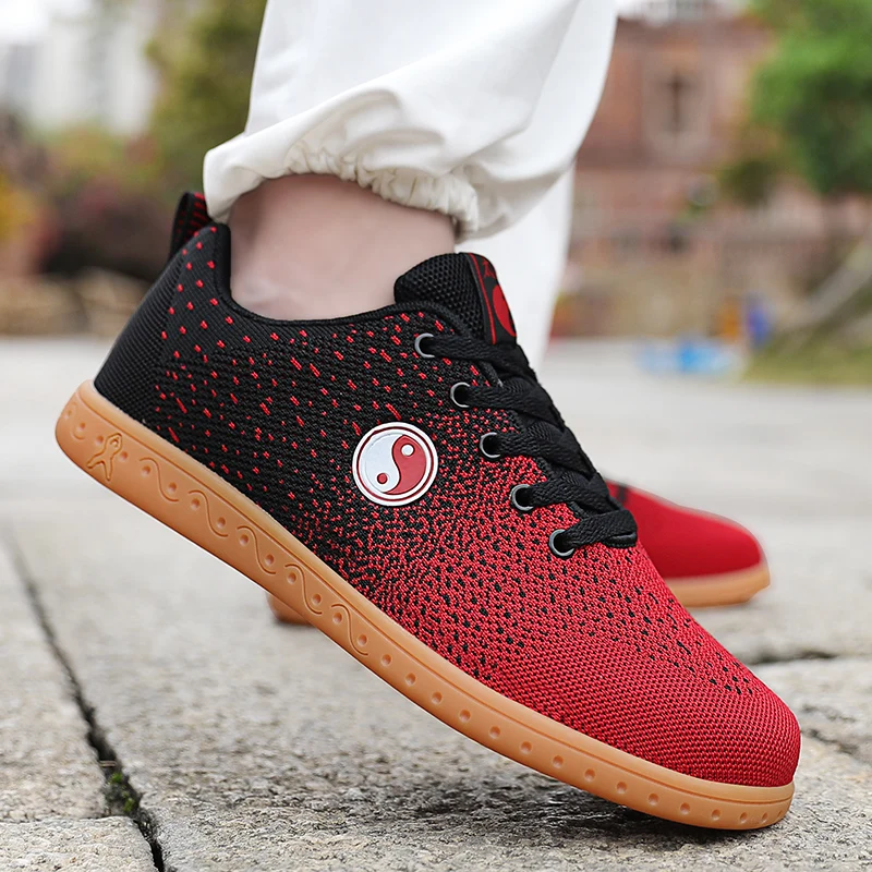 2022 New Men Women Tai Chi Shoes Breathable Comfortable Chinese Kung Fu Sneakers Black White Taekwondo Karate Training Shoes