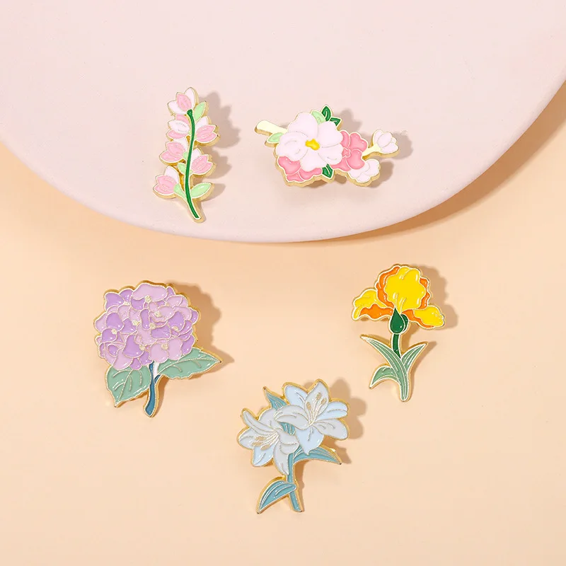 Custom Month Flowers Enamel Pins Iris Lily Hydrangea Peach Blossom Brooch Lapel Badges Bag Cartoon Plant Jewelry Gifts Wholesale