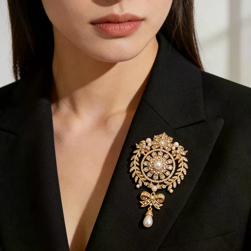 Large Bridal Brooch Teardrop Flower Pin Wedding Party Dress Banquet Statement Jewelry Accessory