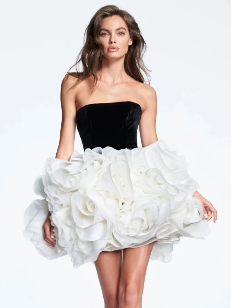 

Sexy Strapless Ruffled Flower Mini Dress Women Black White Sleeveless 3D Structured Flowers Slim Dresses Cocktail Party Evening
