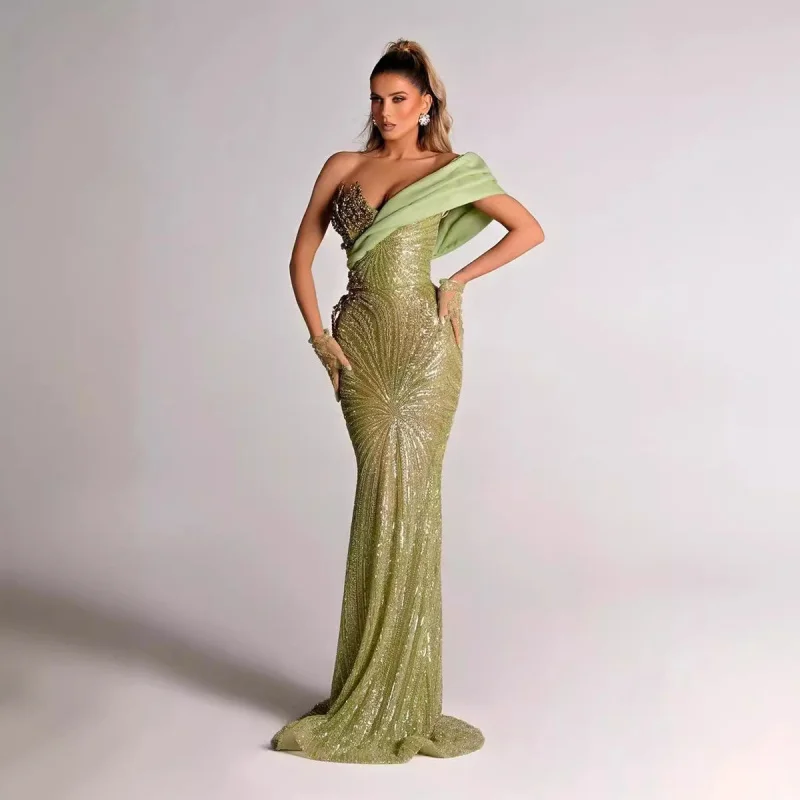 2025新作 レディースドレス ファッショングローブ ラインストーン スパンコール刺繍 ボディコン オフショルダー オリーブグリーンドレス 高級イブニングドレス