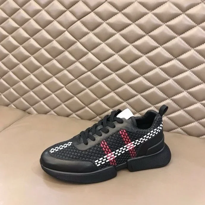 

2025 Men's Handmade Braided Lace Up Low Top Sneakers Minimalist Fashion Casual Daily Comfortable Versatile Street Shoes