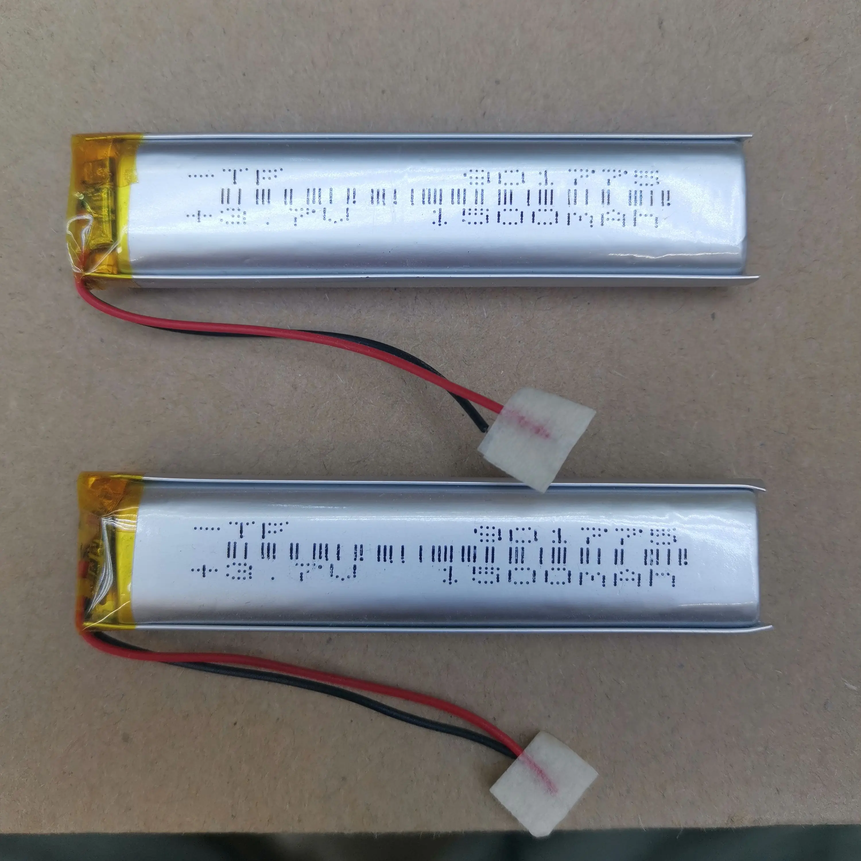 3.7V 2 wires 901775 091775P 1500mah lithium battery with protection board , used for bluetooth MP4 1pcs/lot