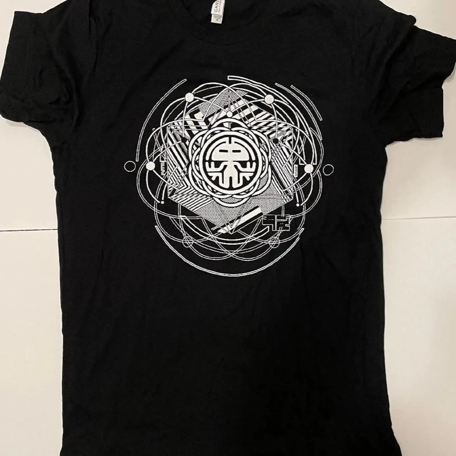 RABBIT IN THE MOON LIMITED SHOW T SHIRT VARIOUS SIZES vintage Washed Versatile Breathable graphic Stylish Comfortable Unisex