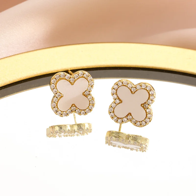 Light luxury and high-end style, lucky four-leaf clover stud earrings for women, mother-of-pearl sparkling diamond earrings