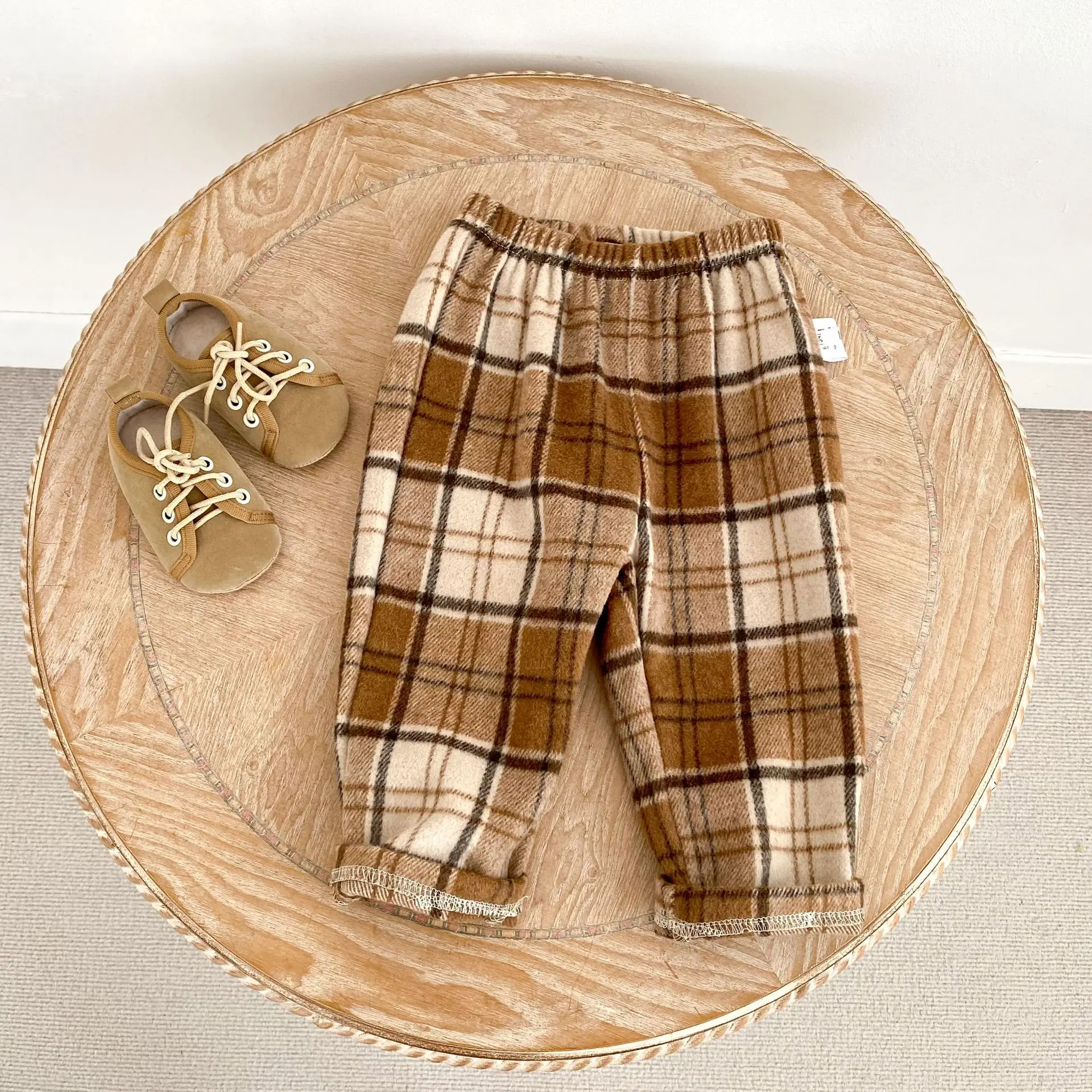 2026 Herbst Süßer Stil Kinderrock Karierter Plissee-Rock mit Elastikbund für 6M-4J Mädchen Vielseitiges Kinderkleid – Detail 8