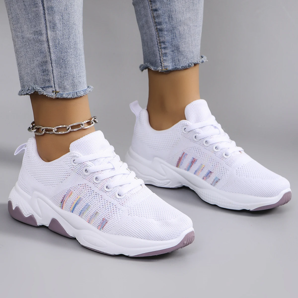 Spring new women\'s sports shoes, fashionable, breathable, lightweight, non-slip, wear-resistant, casual sports shoes, flat shoes