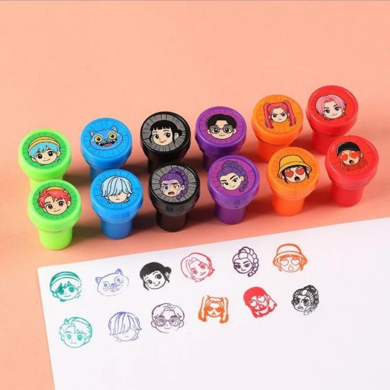 12PCS The Hunter Girl Group Anime Kids Stamp Set Birthday Party Favors DIY Painting Teaching Tool Photo Album Decorations Party