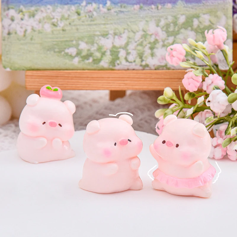 Cute Cartoon Peach Pig Figurine Miniaturas Ornament Resin Piggy Statue Collection Toy Fairy Garden Mini Miniatures