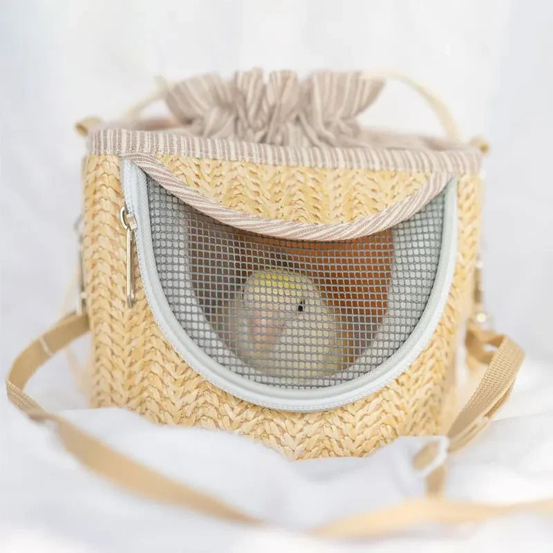 

Parrot Cage Go Out with Straw Woven Breathable Peony Bird Small Pet Backpack Portable Outer Cage Bird Supplies Bird Cages