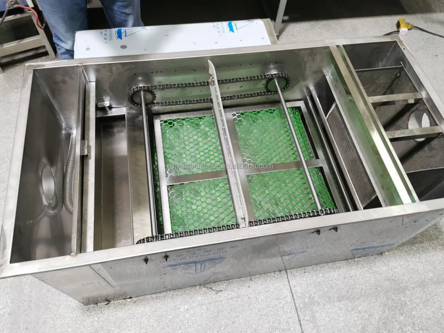 Raspador Automático Grease Trap para Restaurante, Separador De Óleo Da Indústria, Interceptor De Aço Inoxidável, 3-80ton/Hour