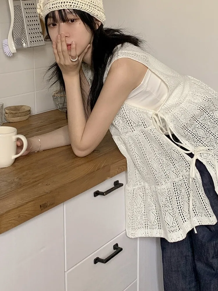 Chic Lace Embroidery Side Bowtie Women's Vest Top Summer Unique Design Sensation Layered Upper Body Korean Style Bubble Sleeve view 4