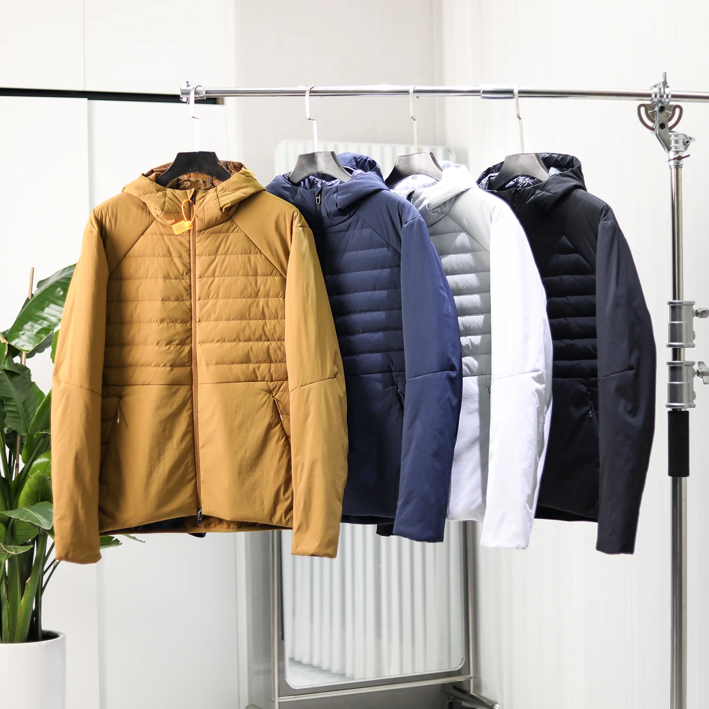 

Легкая ветрозащитная водоотталкивающая мужская модная куртка с капюшоном, утепленная пухом, повседневная, прямого кроя