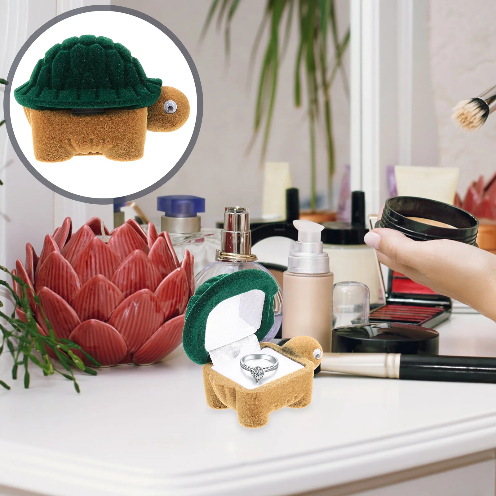 

Small Turtle Jewelry Box Case for Traveling Bracelet Shape Green Holder