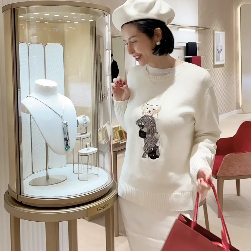 

Autumn Winter New Style Retro Fashionable Bear Knitted Sweater Girls Cashmere Embroidered Bead Evening Dress Fun Childhood