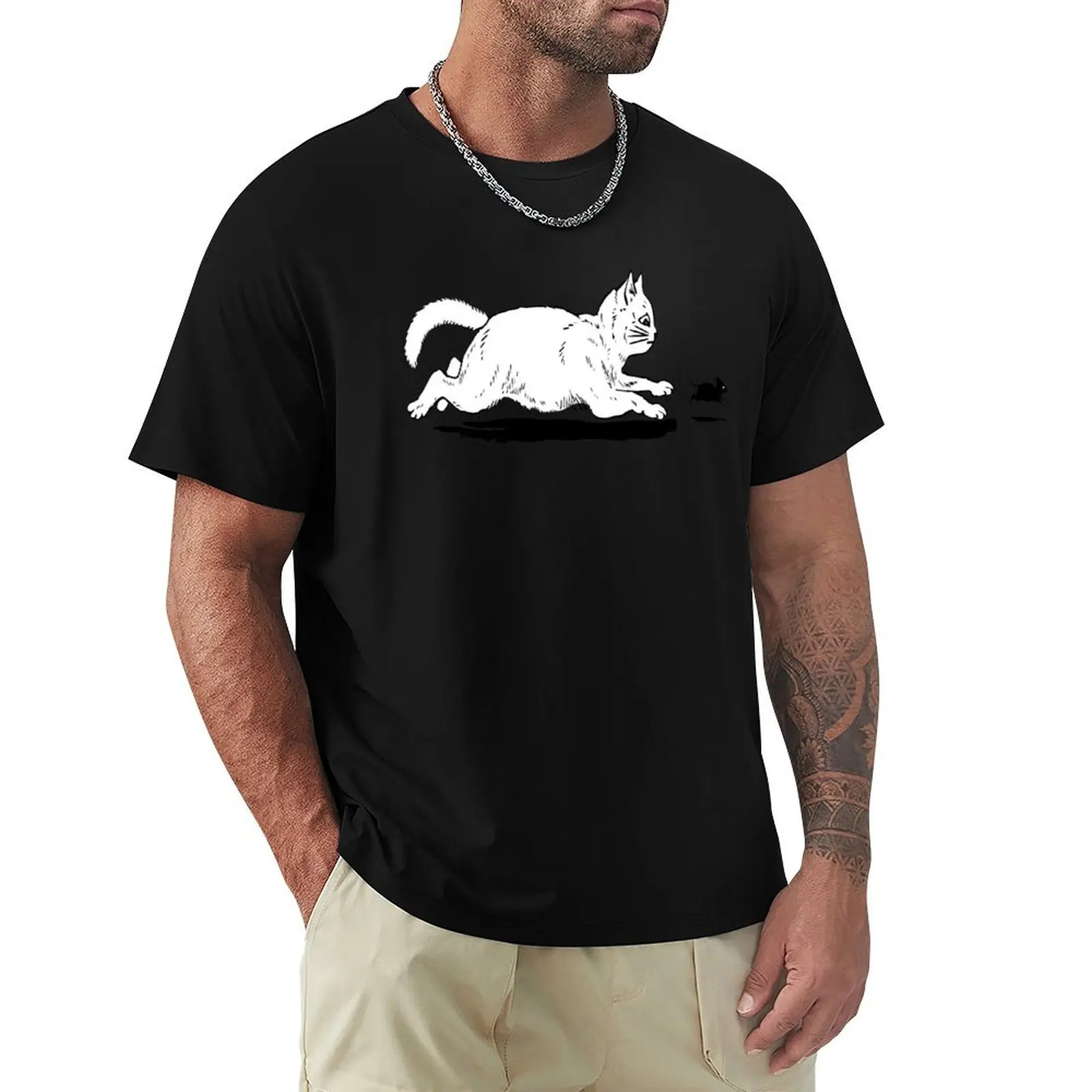 Cat and Mouse Chase T-Shirt cotton t-shirt plain for man package T-Shirt