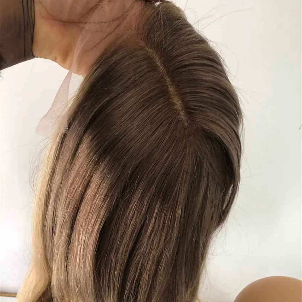 

Термостойкий синтетический парик с кружевной передней частью, грязно-русый с медово-пепельными прядями, длинные свободные волны, карамельный оттенок у корней, для женщин