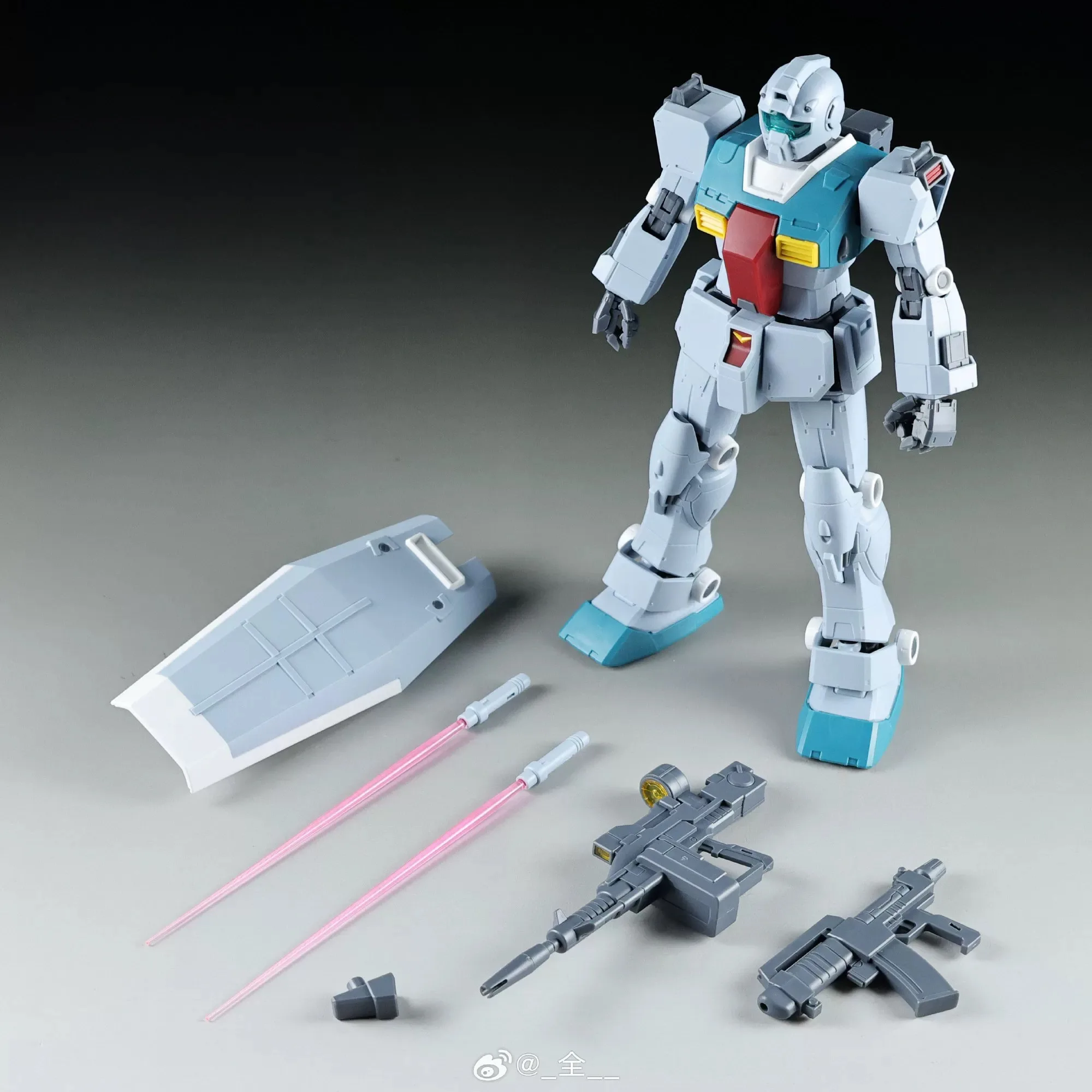 In Stock Hot Fangdajing 1/72 Assembly Model Kit Zaku Ii Gto Type C-6/R6 Ms-06c-6/R6 Action Figures Robot Plastic Model Kid Toys