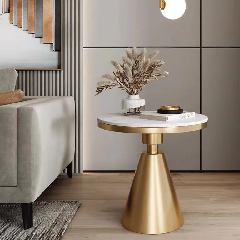 طاولة قهوة صغيرة بتصميم عصري فاخر لغرفة المعيشة باللون الذهبي أثاث منزلي معدني مستدير من الرخام الأبيض طاولة جانبية للأريكة الذهبية #4