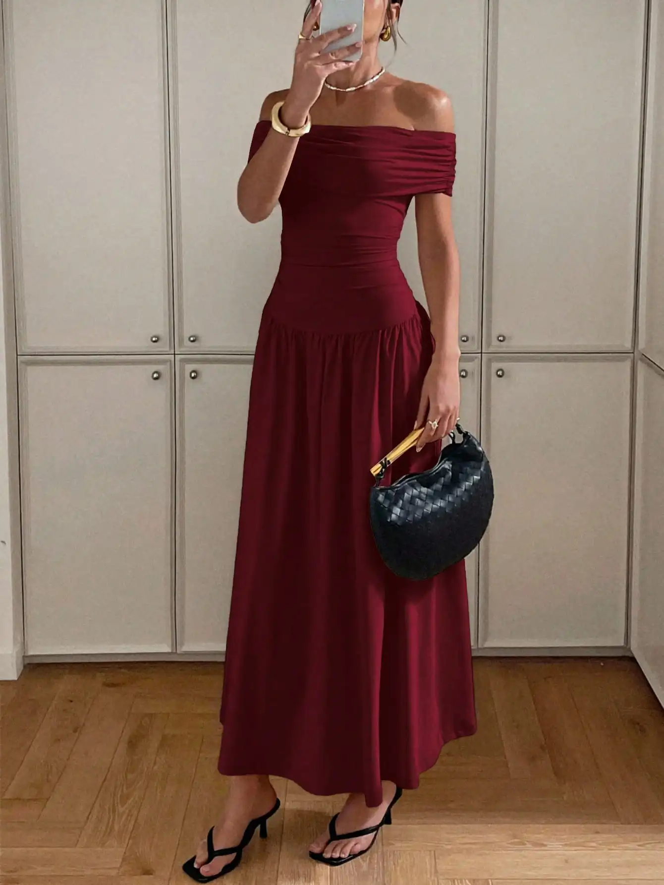 

Burgundy Off Shoulder Long Dress with Ruched Bodice and Flowy Skirt