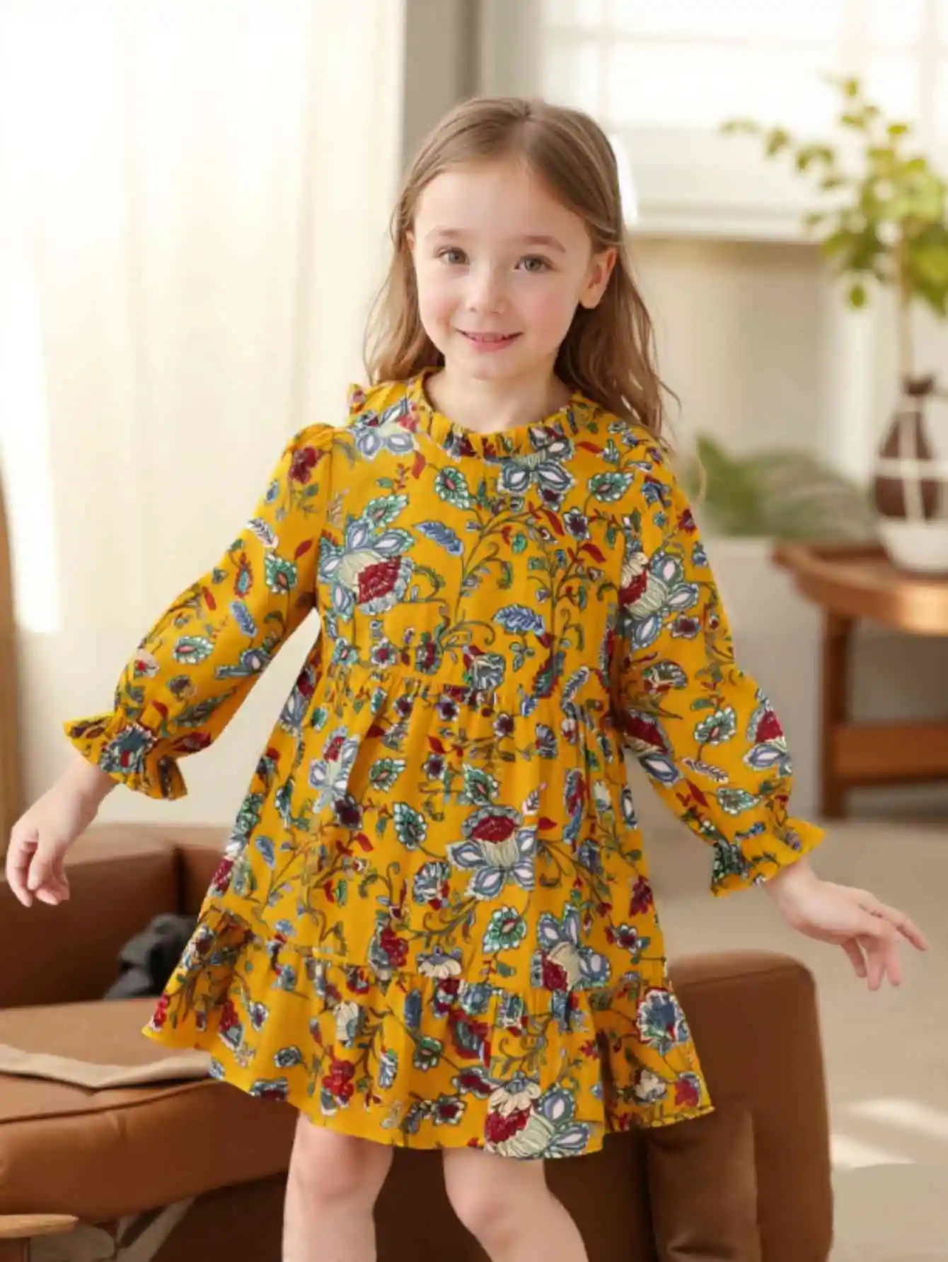 Girls summer cute sweet pastoral style color small floral pleated lace round collar mustard yellow lantern seven-point sleeve A-