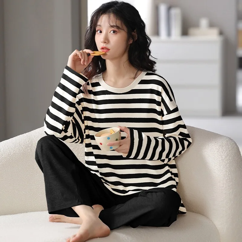 

Women's Pajamas Set Black Striped Pajamas for Women Long Sleeve Cute Cartoon Heart Student Home Wear Two-Piece Set